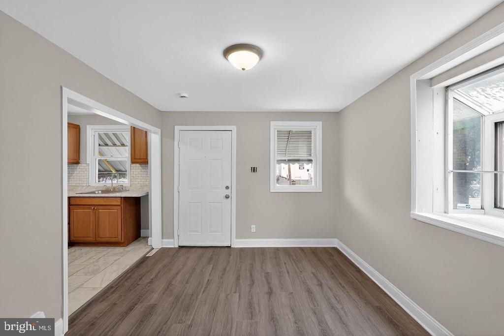 Foto principal - 1001 Burnside Rd