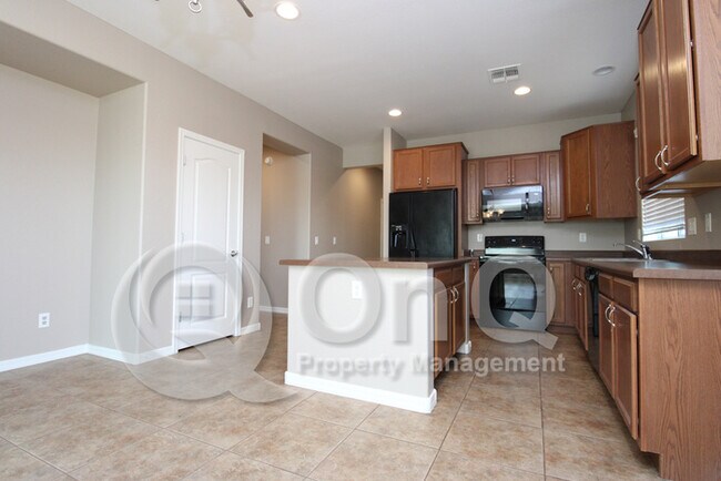 Building Photo - The Lakes at Rancho El Dorado!