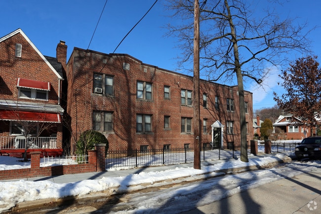 Foto del edificio - 2020 Shepherd St NE