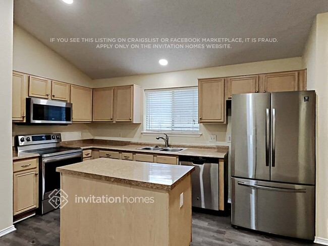 Foto del edificio - 6316 Fern Meadow Dr