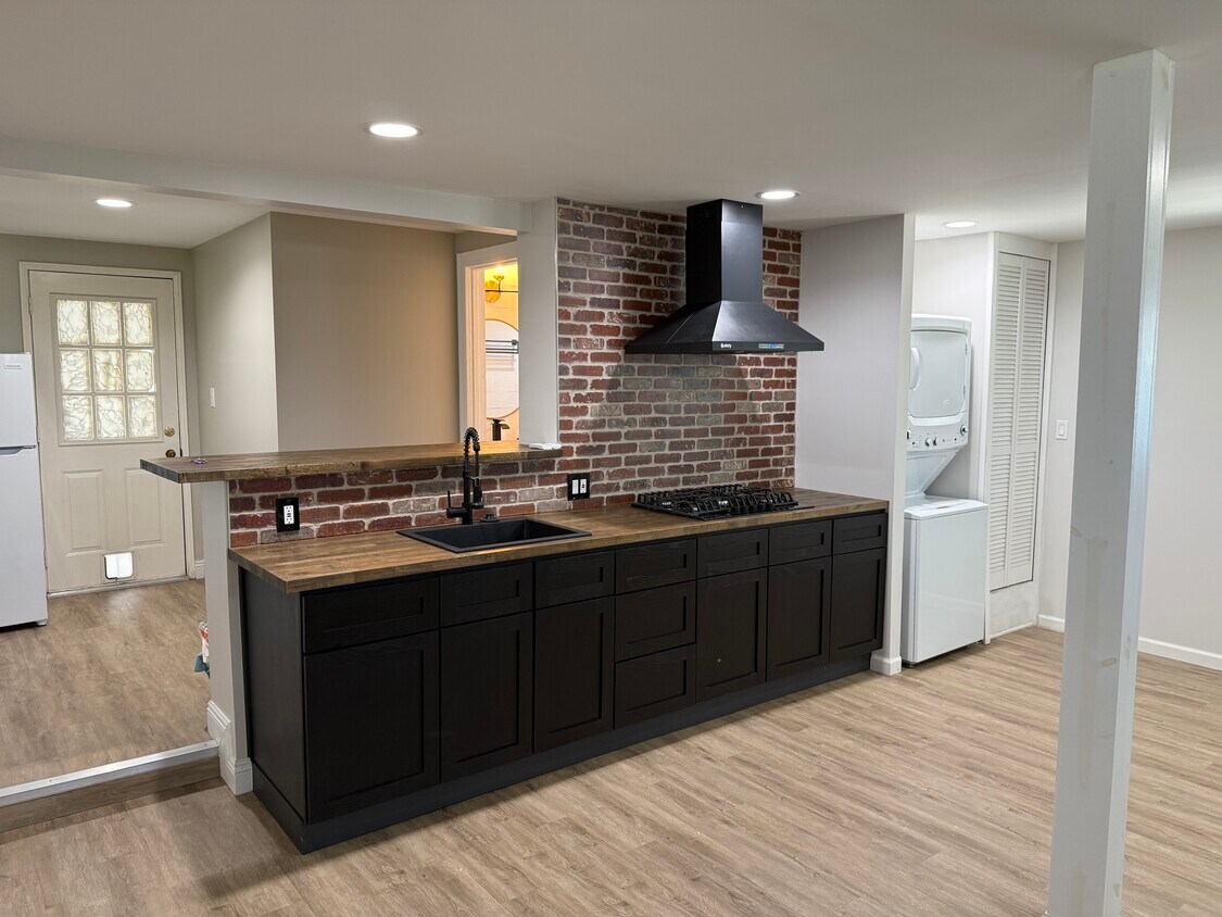 Foto principal - 1706 W Southgate Ave