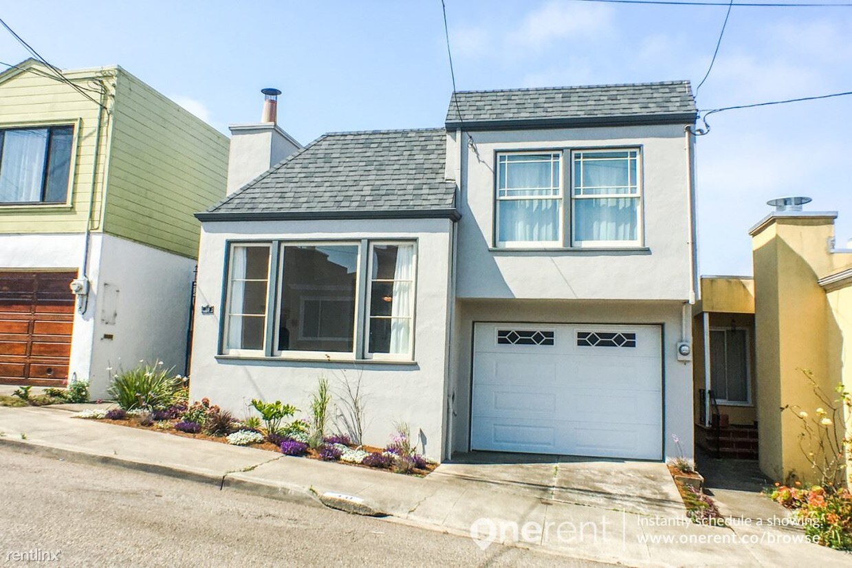 Primary Photo - 30 Lapham Way