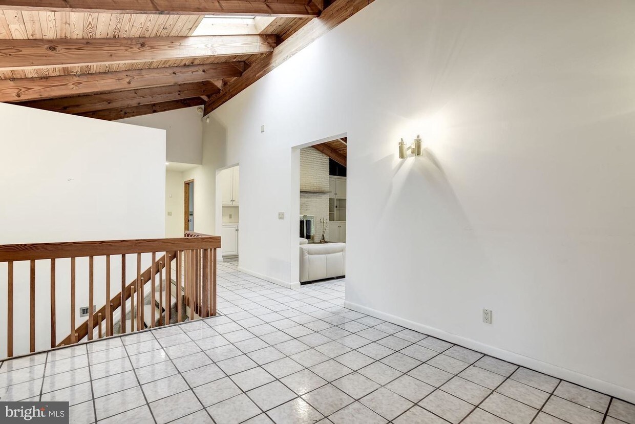 Foto principal - 9014 Old Dominion Dr