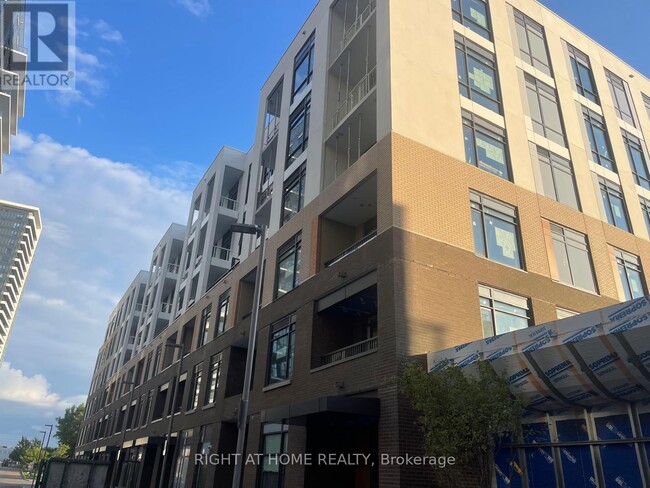 Building Photo - 8 Beverley Glen Blvd