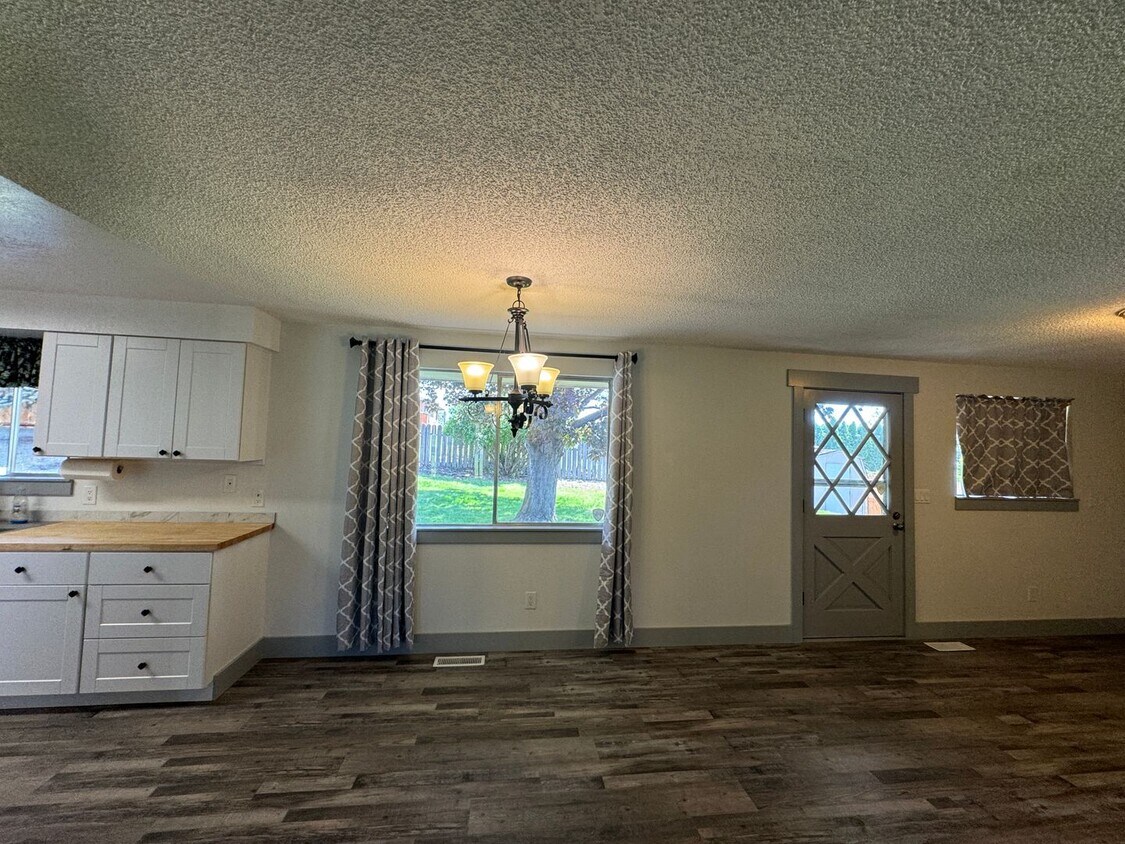 407 N 63rd Ave, Yakima, WA 98908 House Rental in Yakima, WA