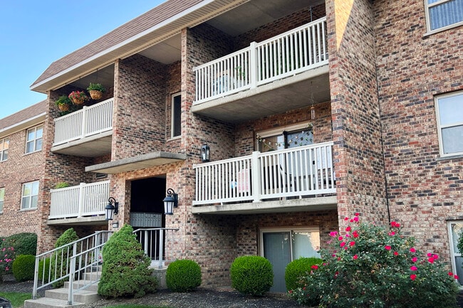 Building Photo - Grace Court