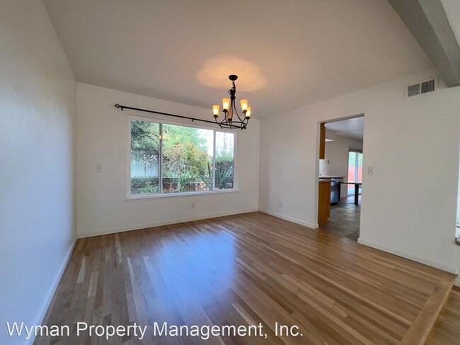 Foto del edificio - 4 br, 2.5 bath House - 3518 Twin Oaks Court
