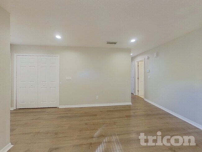 Foto del edificio - 2705 Knollwood Trail