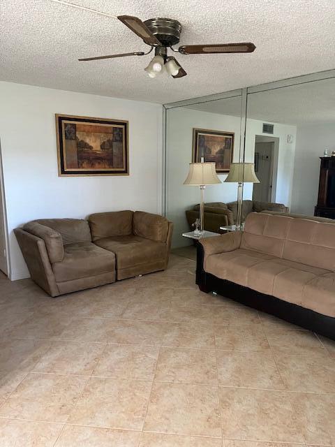 Foto del edificio - 55 Capri B