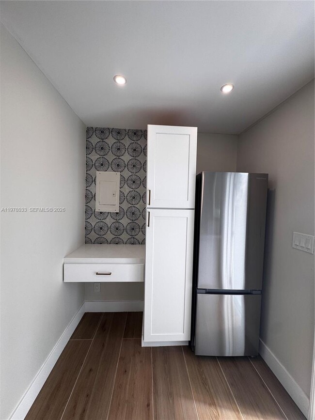 Foto del edificio - 2855 Royal Palm Ave