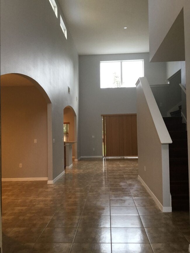 Building Photo - 4 br, 2.5 bath House - 4500 CALADIUM CT
