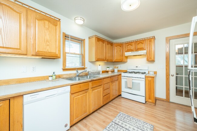 Foto del edificio - 1708 SE 1st St