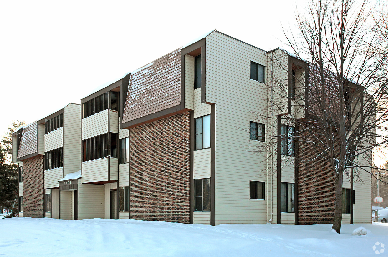 Building - Sunwood Apartments