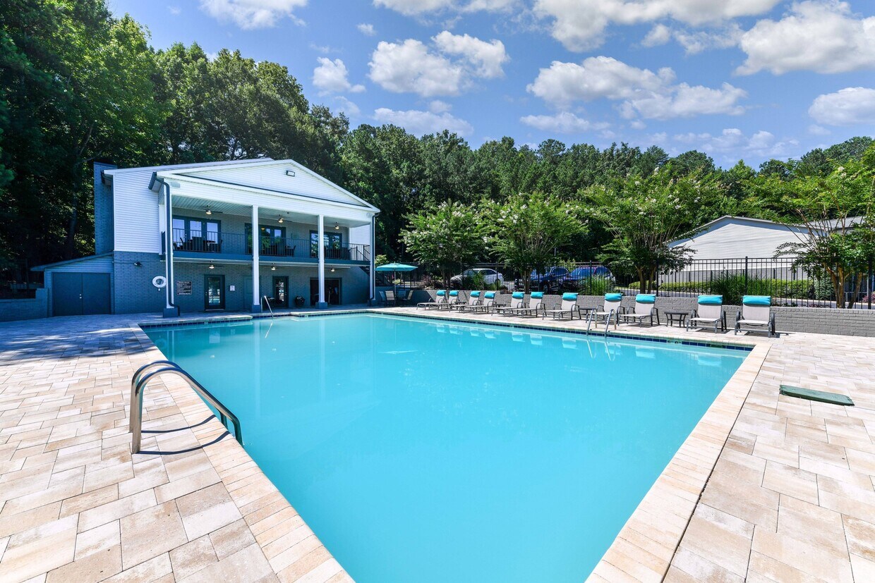 The Jameson Apartments in Homewood, AL