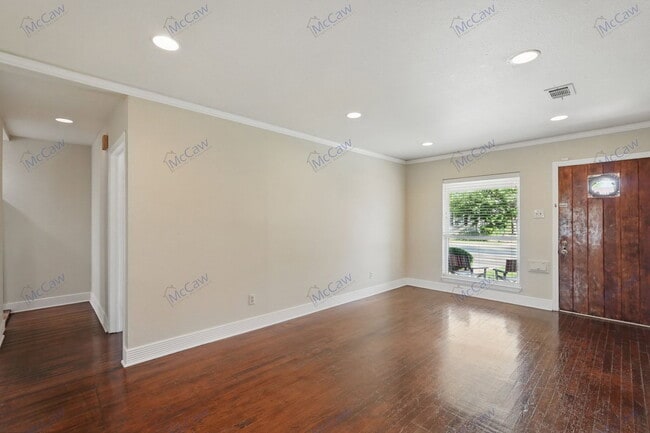 Photo - 4710 Wateka Dr House