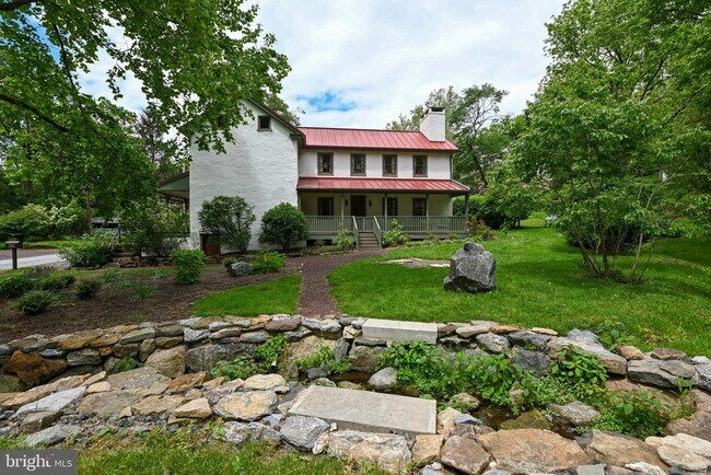 Foto del edificio - 1451 Old Ridge Rd