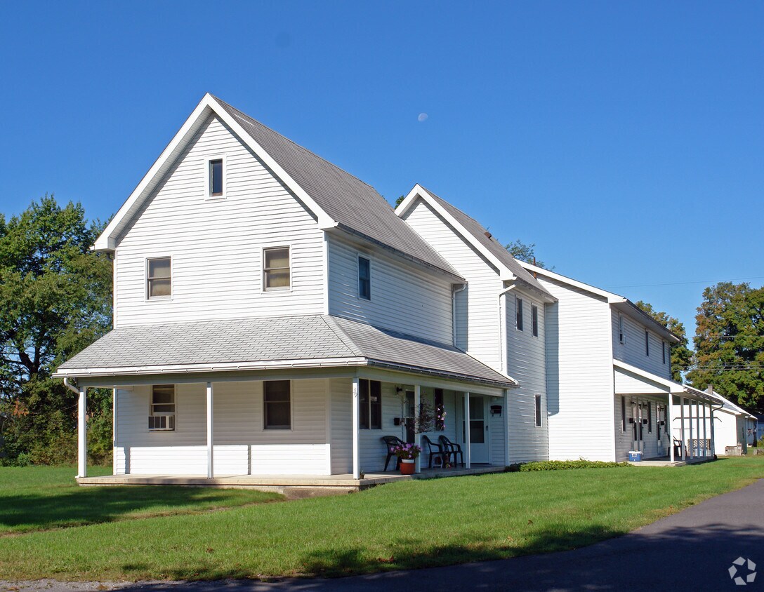 51 N Railroad St, Hughesville, PA 17737 Apartments in Hughesville, PA