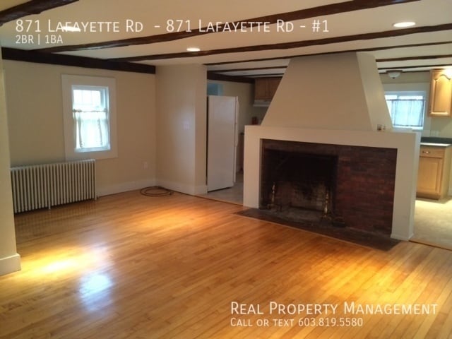 Building Photo - First Floor 2 Bedroom with Heat Included i...