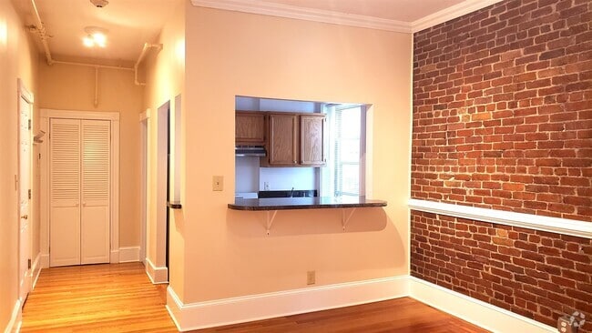Building Photo - 880 Massachusetts Ave