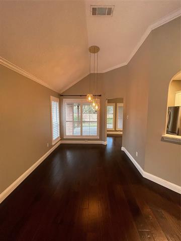 Building Photo - 2828 Ranchero Way