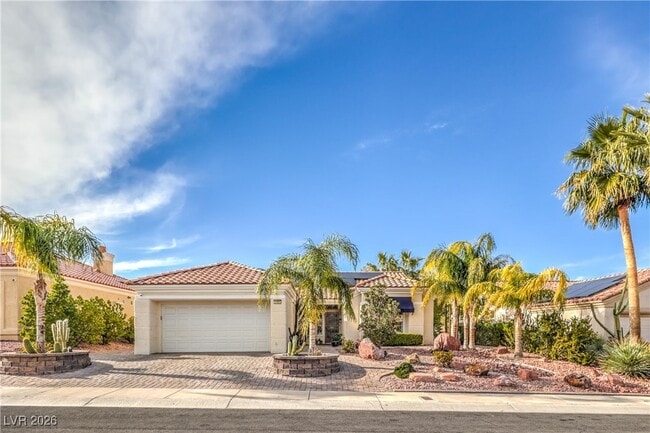 Building Photo - 2701 Spalding Dr