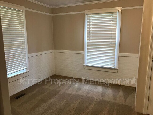 Foto del edificio - 812 Power St