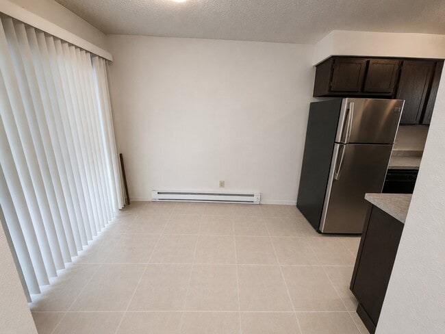 Foto del edificio - 1232 E 3rd St