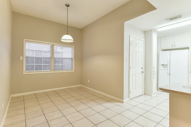 Building Photo - 13207 Pebblewalk Cir S