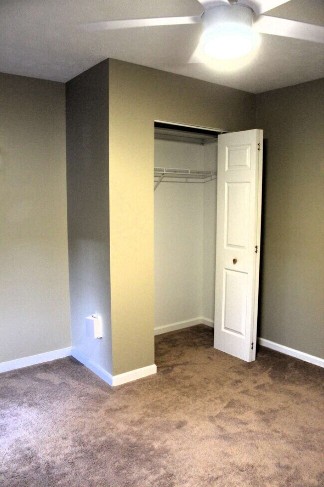 Foto del edificio - Roomy 3-Bedroom Townhouse in Baldwin Neigh...