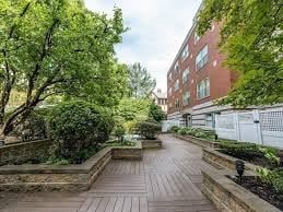 Building Photo - 2 br, 2 bath  - 25 Marion St