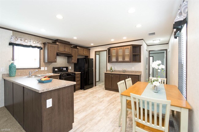 Foto del edificio - 3 br, 2 bath Mobile Home - 92 Rushingwater