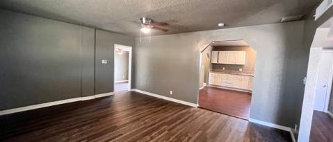 Foto del edificio - 3605 N Backer Ave