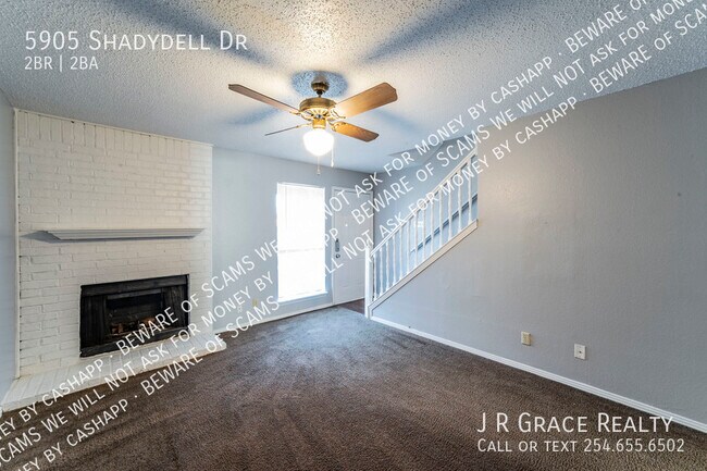 Building Photo - 5905 Shadydell Dr