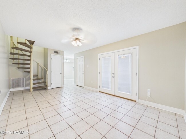 Foto del edificio - 510 Fox Run Ave