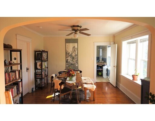 Building Photo - 94 Whitmarsh Ave