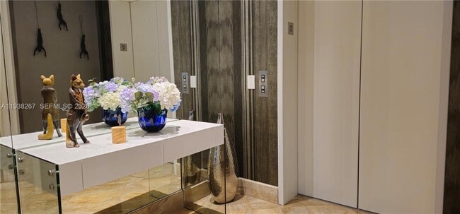 Foto del edificio - 3802 NE 207th St