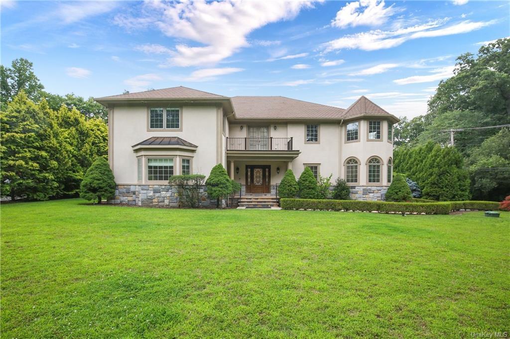 Foto principal - 193 Saxon Woods Rd