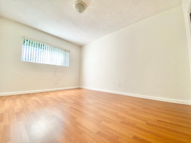 Building Photo - 4338 Berryman Ave