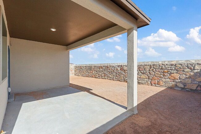 Foto del edificio - 51025 Sand Verbena Ave
