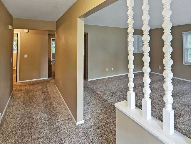 Foto del edificio - 686 Dawn St SE