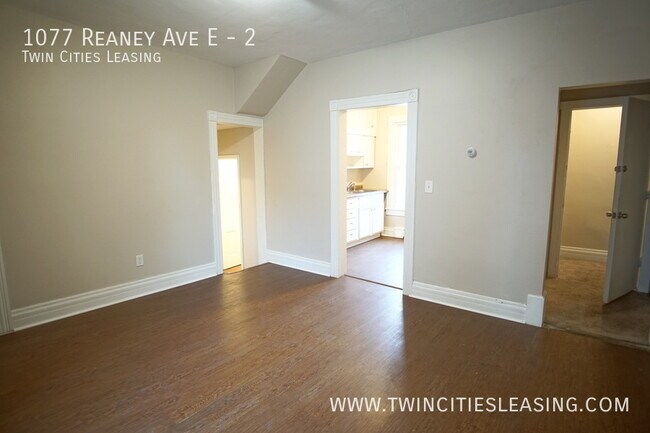 Foto del edificio - Upper Level Duplex with 4 Bedrooms!
