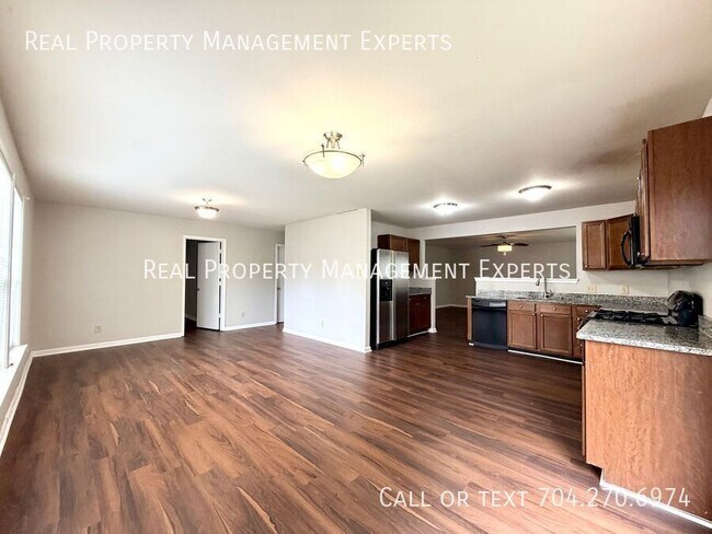 Foto del edificio - 8609 Old Potters Rd