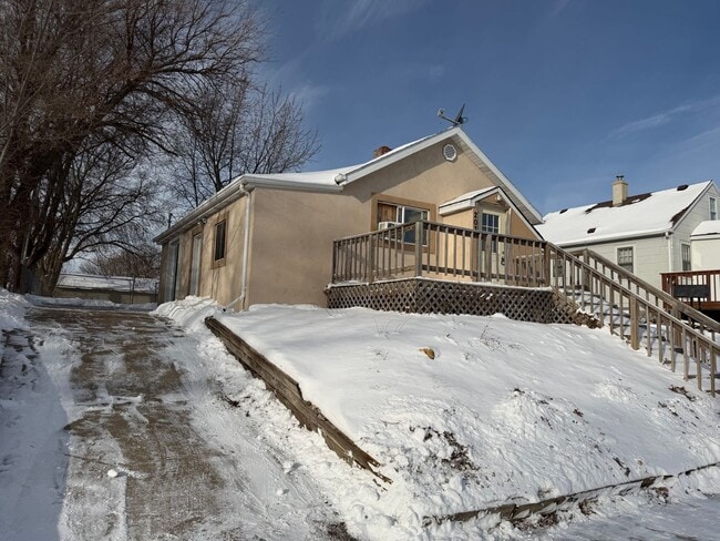 Building Photo - 203 N Lewis Ave