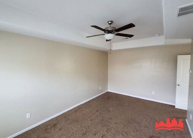 Foto del edificio - 2744 Maggie Woods Pl