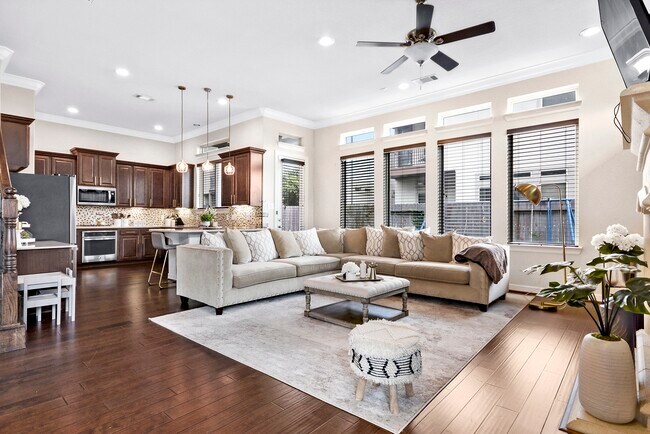 Foto del edificio - 13204 Leighton Gardens Dr