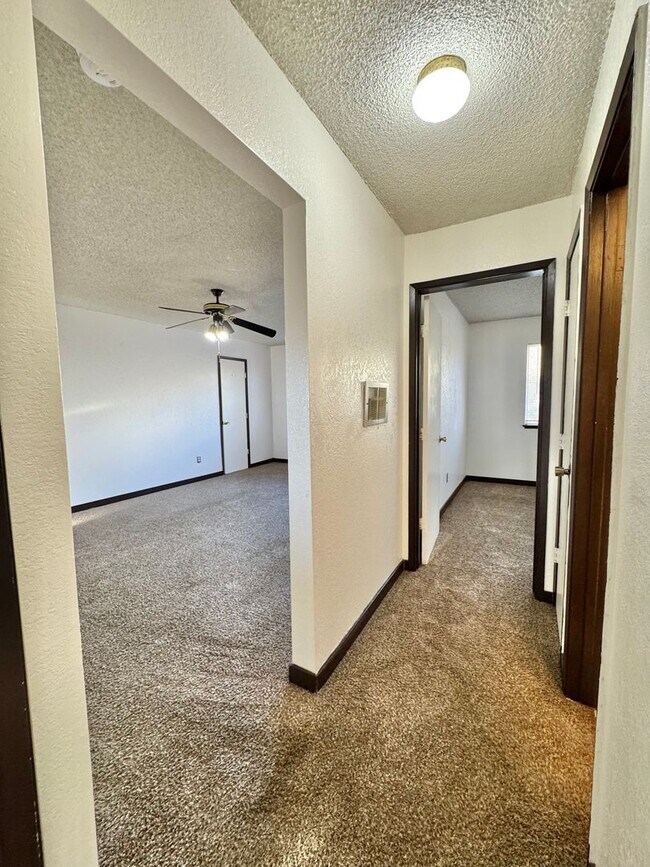 Foto del edificio - 2 bedroom apartment