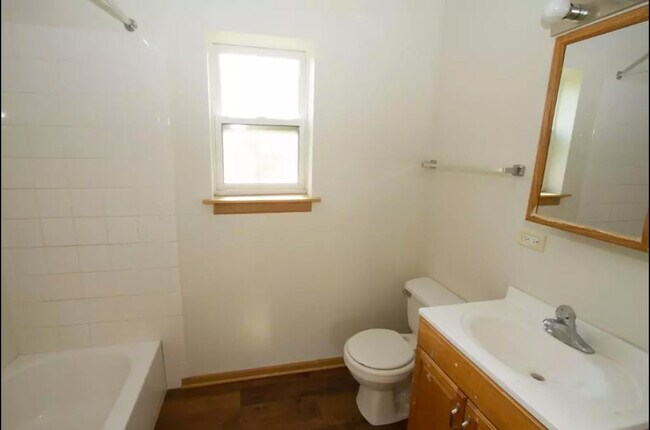 Foto del edificio - 3326 W Walnut St