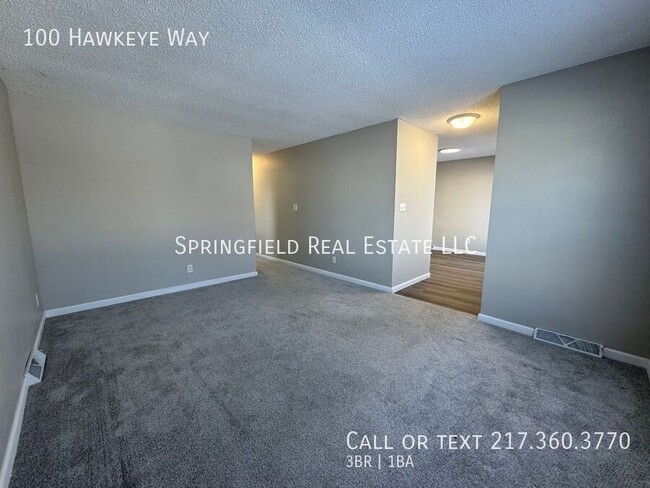 Building Photo - Walnut Wonder: Rent this 'Kitchen-nificent...