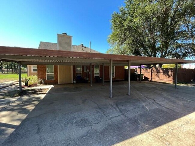 Photo - 3402 - 3404 Timberline Drive Apartment