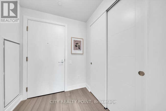 Photo du bâtiment - 664-1664 Spadina Ave.